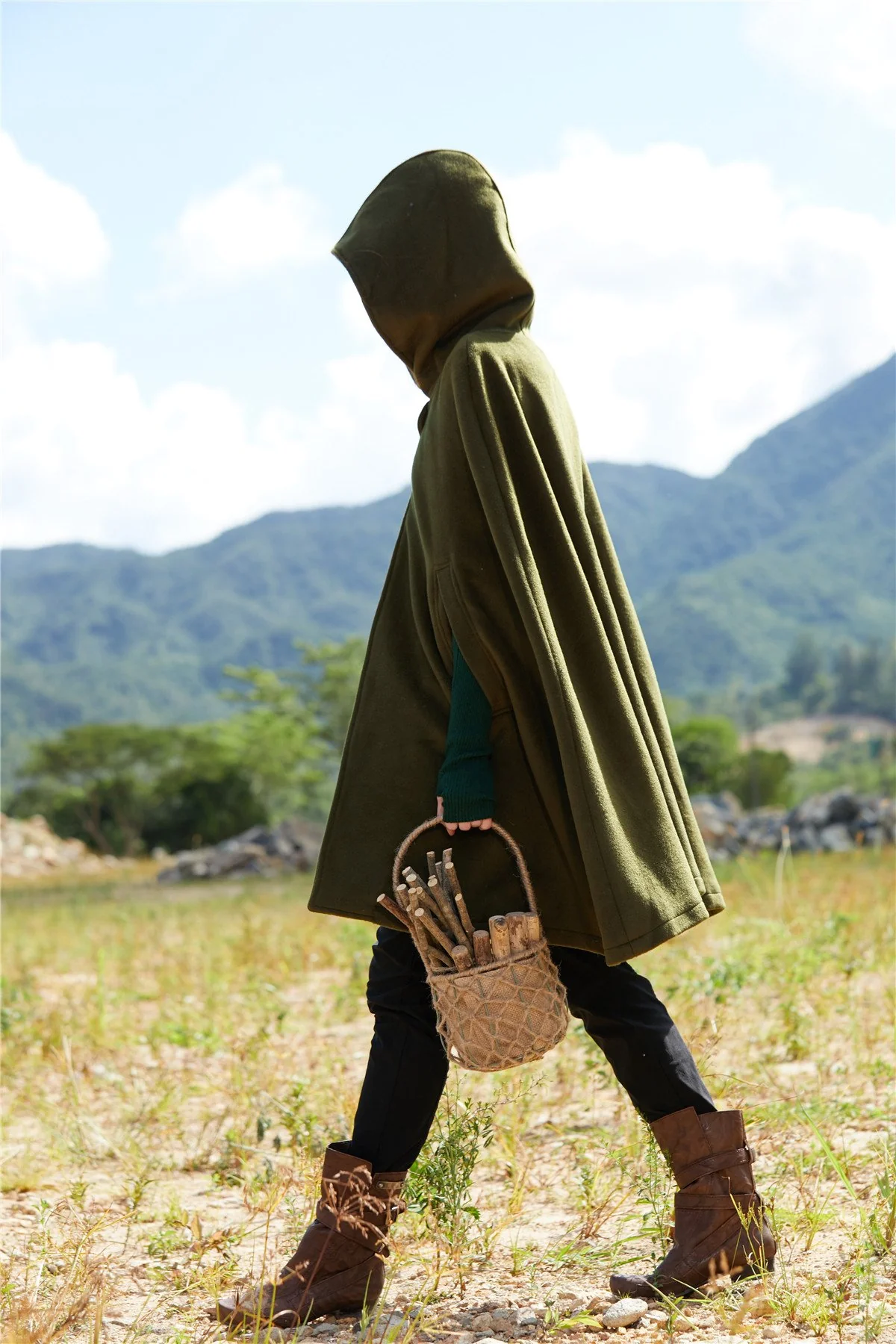 The New Yorker | Hooded Cashmere Cape - Image 12
