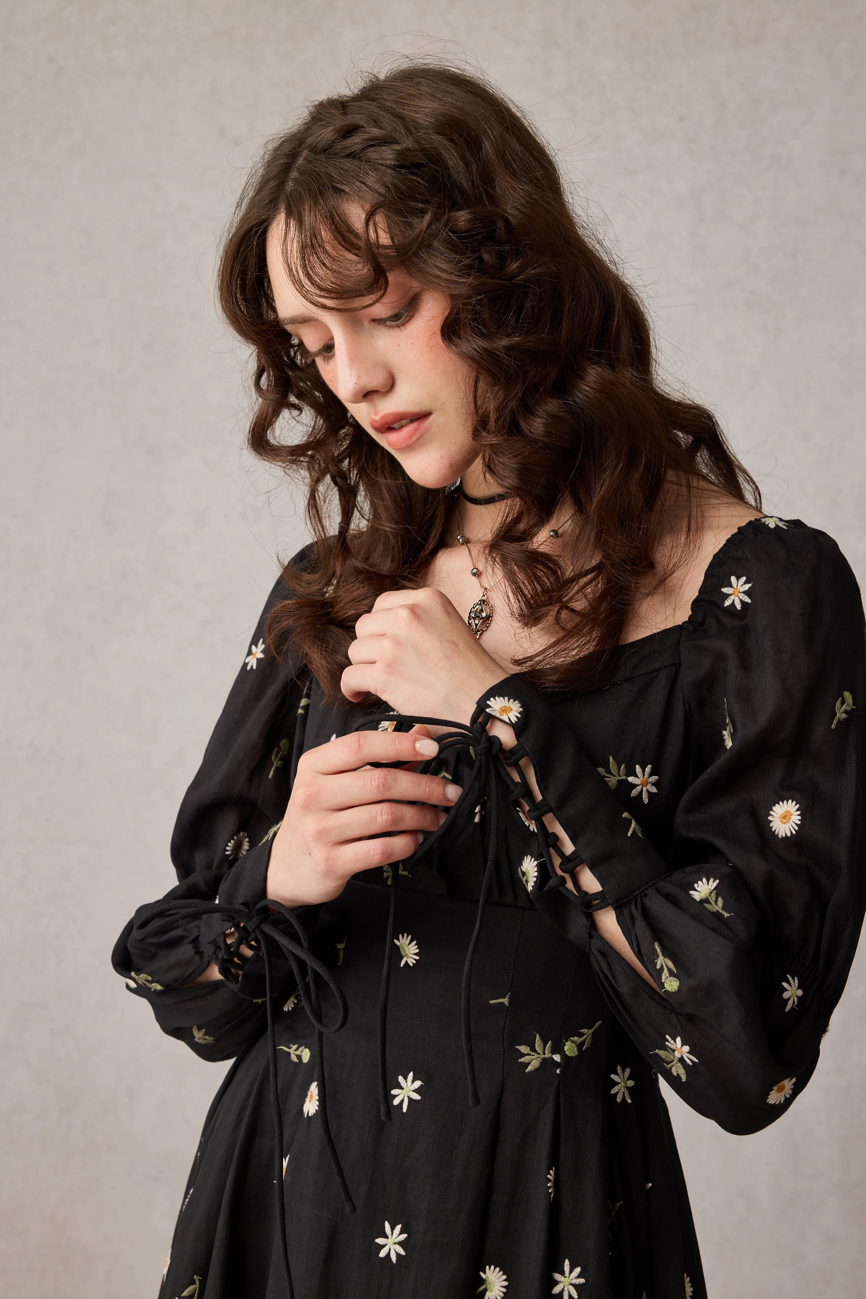 PHOENIX 24 | REGENCY LACE-UP LINEN DRESS - Image 43